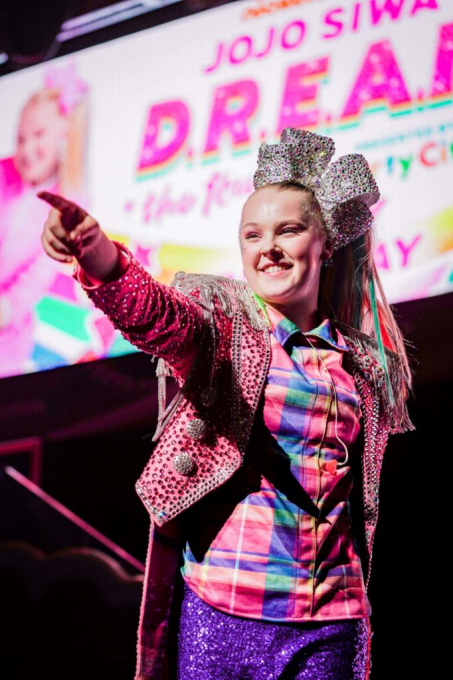 JoJo Siwa at Spectrum Center