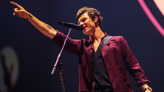 Shawn Mendes at Spectrum Center