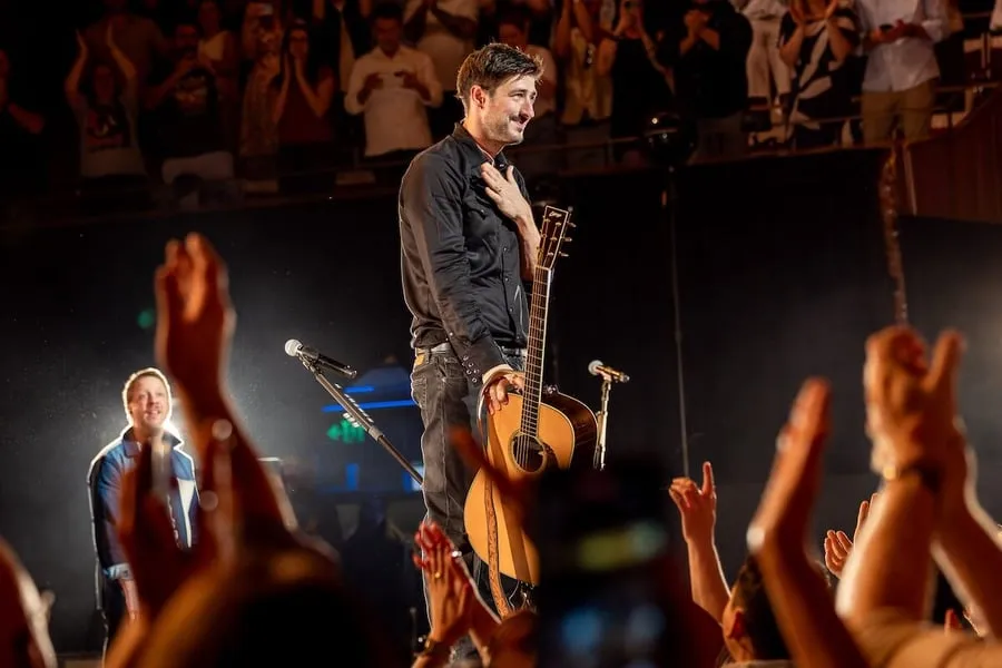 Mumford and Sons & Medium Build tickets